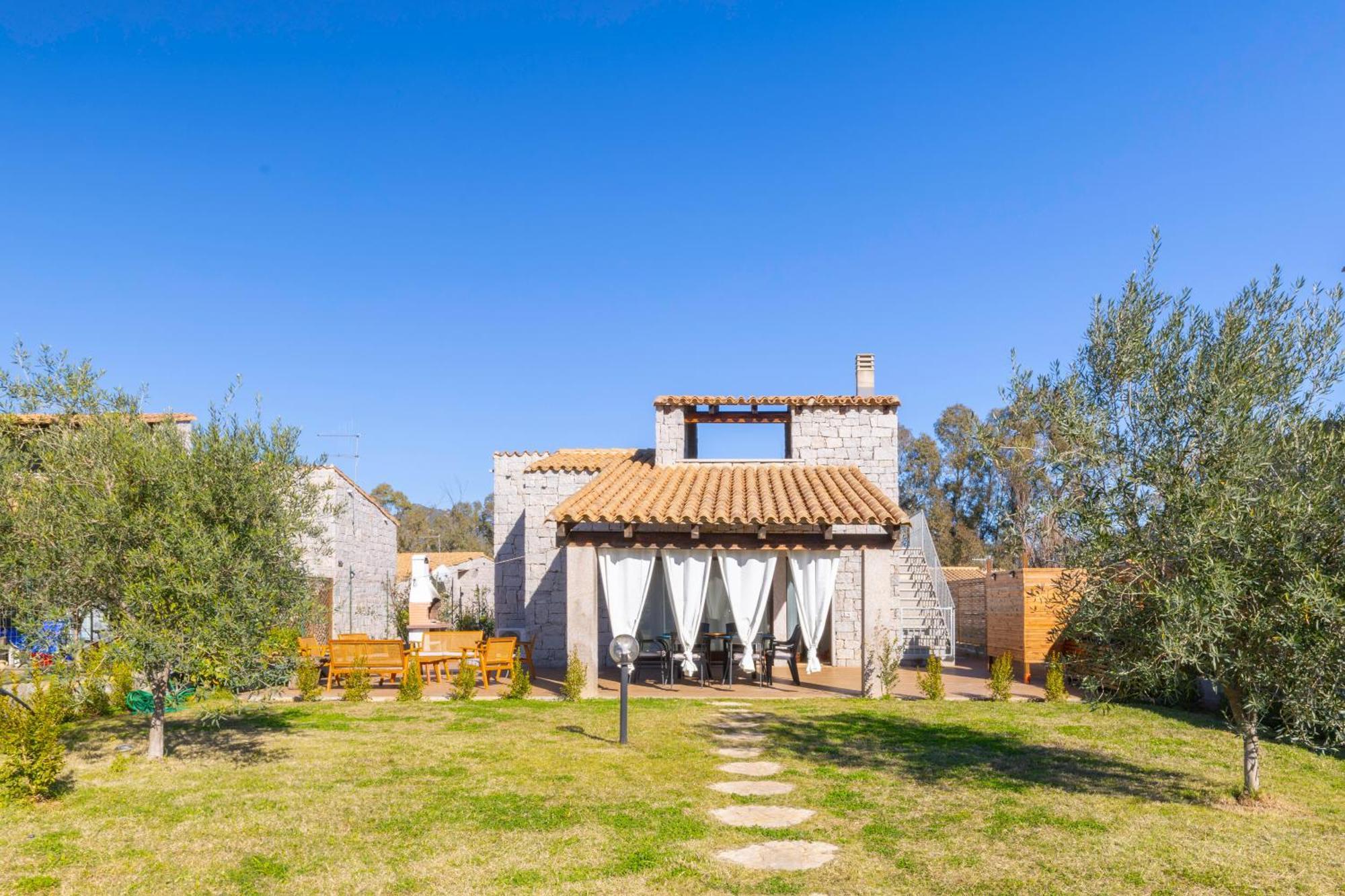 Villa Del Moro, Free Wifi, 300Mt From Sinzias' Beach Costa Rei Exterior foto